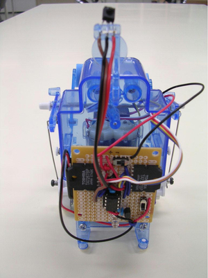 赤外線リモコンロボット (3年計画で製作)